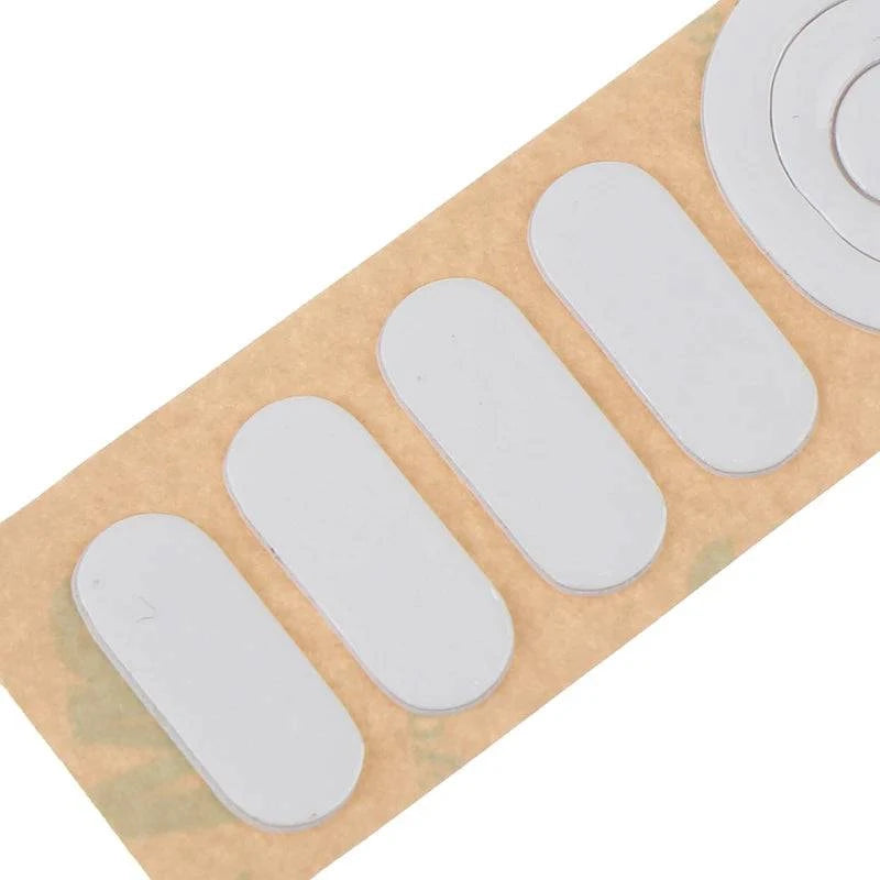 White mouse feet skates for LYNHURD! G304 G305 mouse, featuring a curved edge design for smooth gliding.