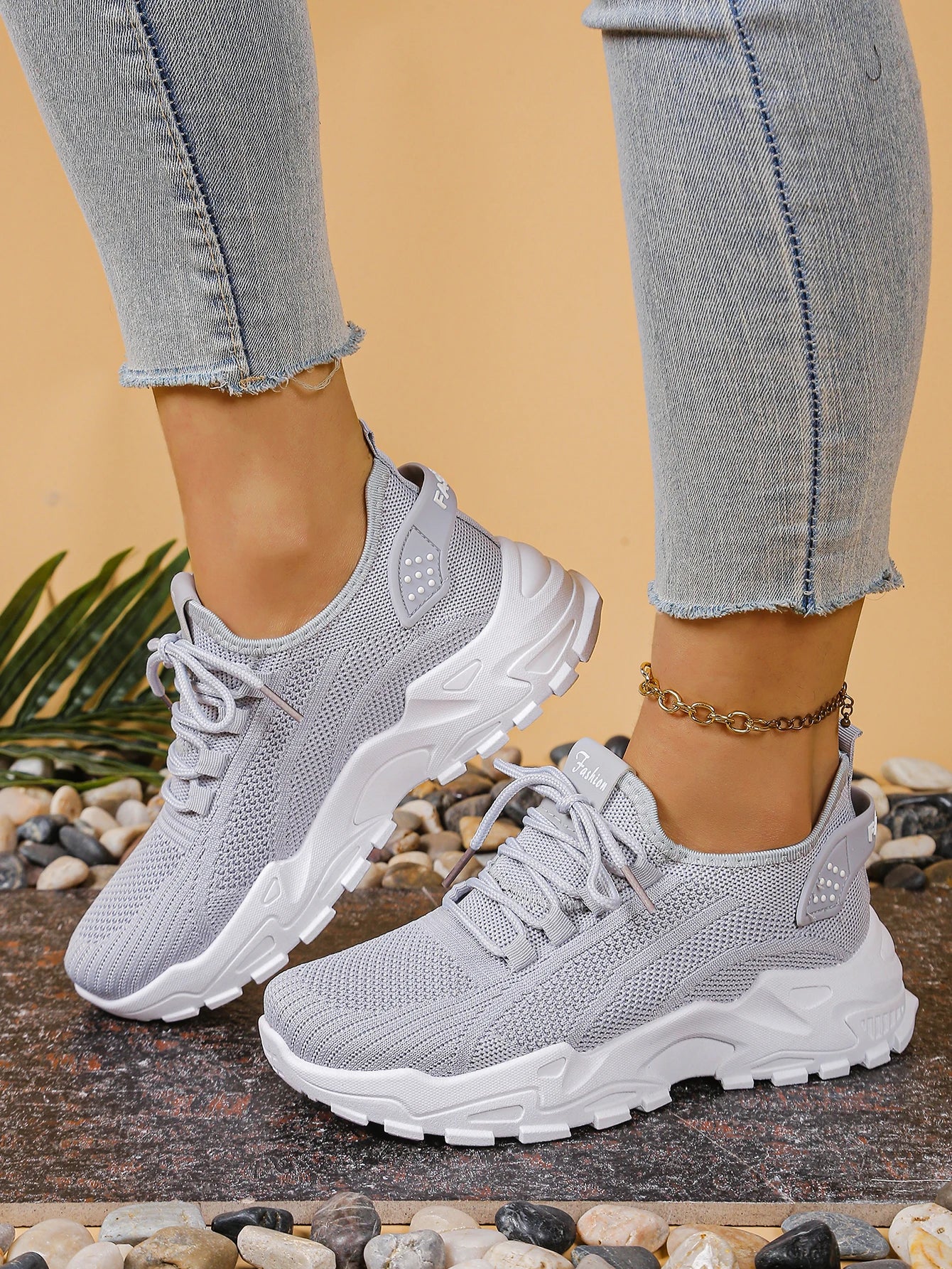Women's shoes, women's sports shoes 2025 Women's shoes Breathable single-mesh dad shoes Women's casual and versatile sports shoe