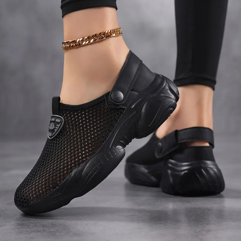Women's Sports Shoes 2025 Summer  Non Slip Platform Casual Sandals Lightweight Comfortable Height Increase Breathable Slippers