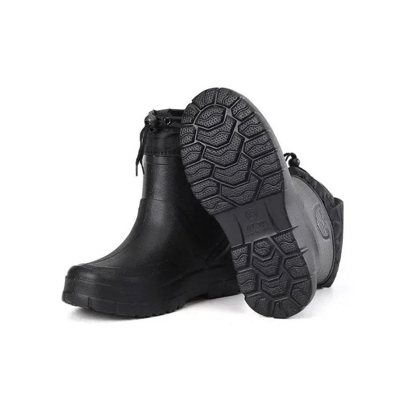 LYNHURD men's waterproof ankle snow boots with thick soles, ideal for winter fishing and outdoor activities.