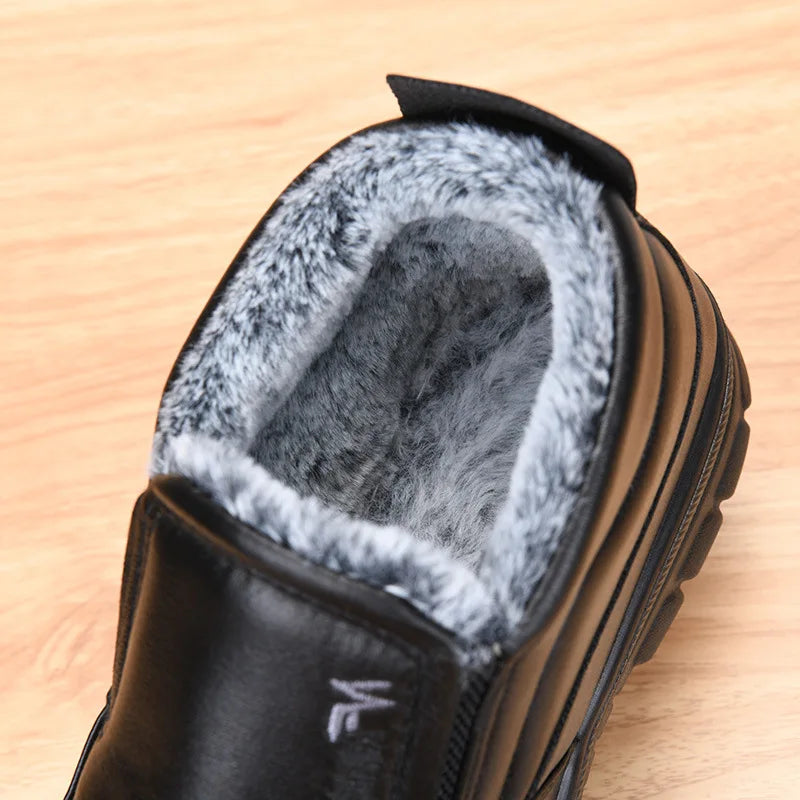 2025 Winter New Leather Boots Waterproof Anti Slip Snow Boots Men's Cotton Shoes Warmth Thickened Cotton Short Boots