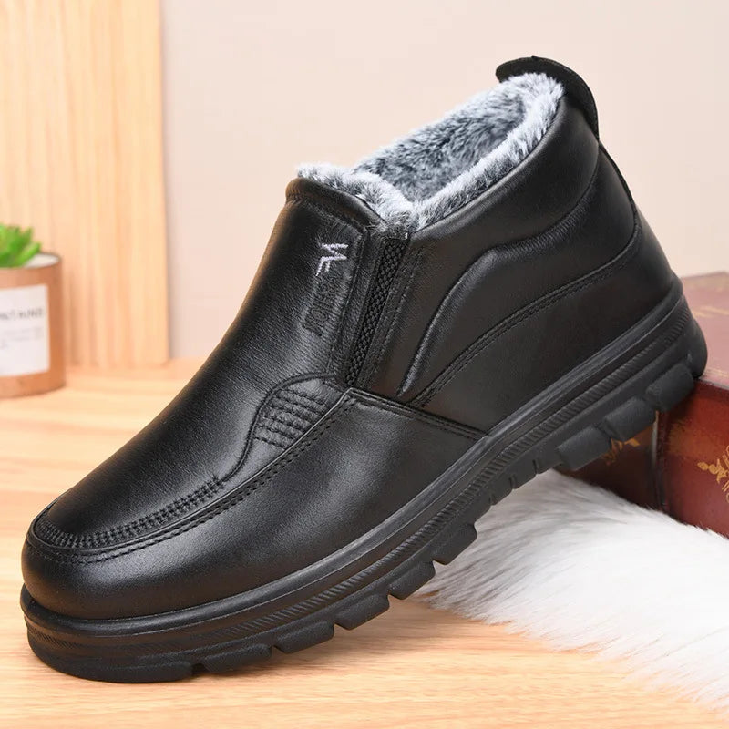 2025 Winter New Leather Boots Waterproof Anti Slip Snow Boots Men's Cotton Shoes Warmth Thickened Cotton Short Boots
