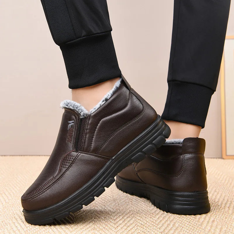 2025 Winter New Leather Boots Waterproof Anti Slip Snow Boots Men's Cotton Shoes Warmth Thickened Cotton Short Boots