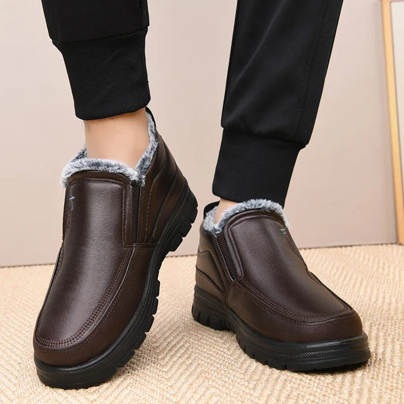 2025 Winter New Leather Boots Waterproof Anti Slip Snow Boots Men's Cotton Shoes Warmth Thickened Cotton Short Boots